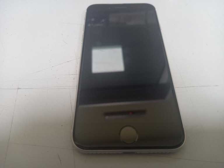 Объявление Apple iphone se 2022 64gb Б/У