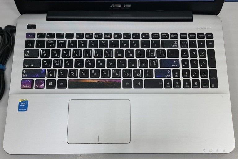 Оголошення Asus 15/core i3 4005u ddr3/4gb ddr3/hdd 500 gb/ssd *відсутній/*інтегрована Б/У