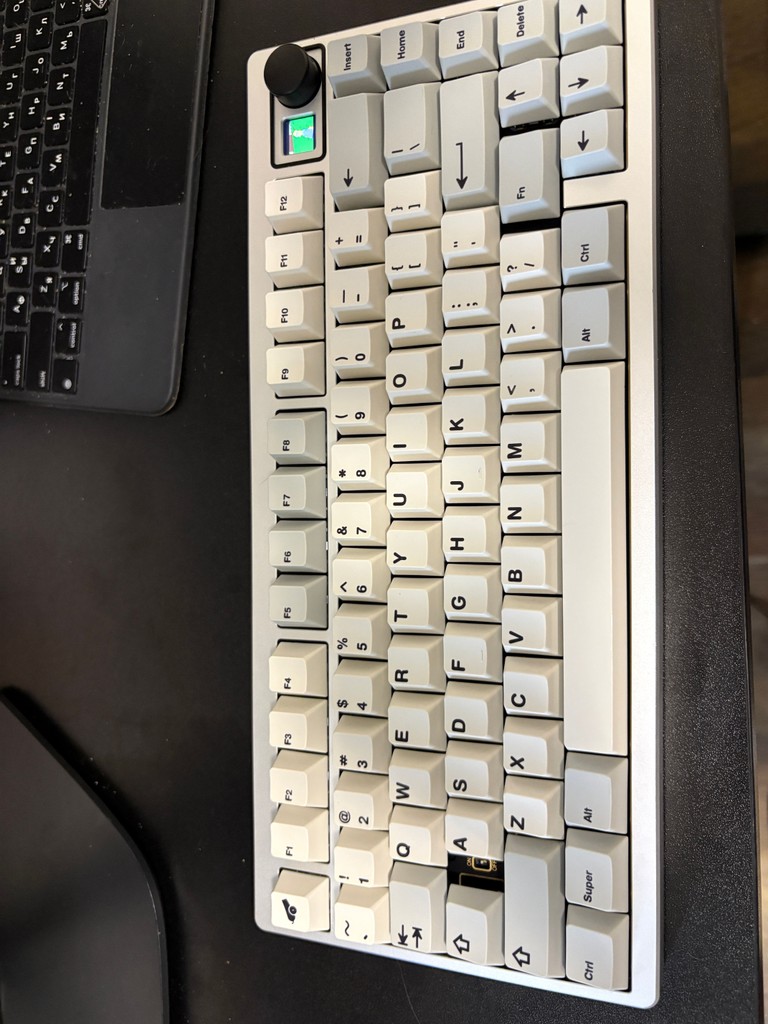 Объявление QwertyKeys Qk75n Б/У