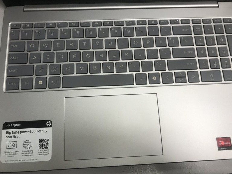 Дешево Hp 15/ryzen 5 7520u ddr5/8gb ddr5/hdd *відсутній/ssd 512 gb/*інтегрована з ломбарду