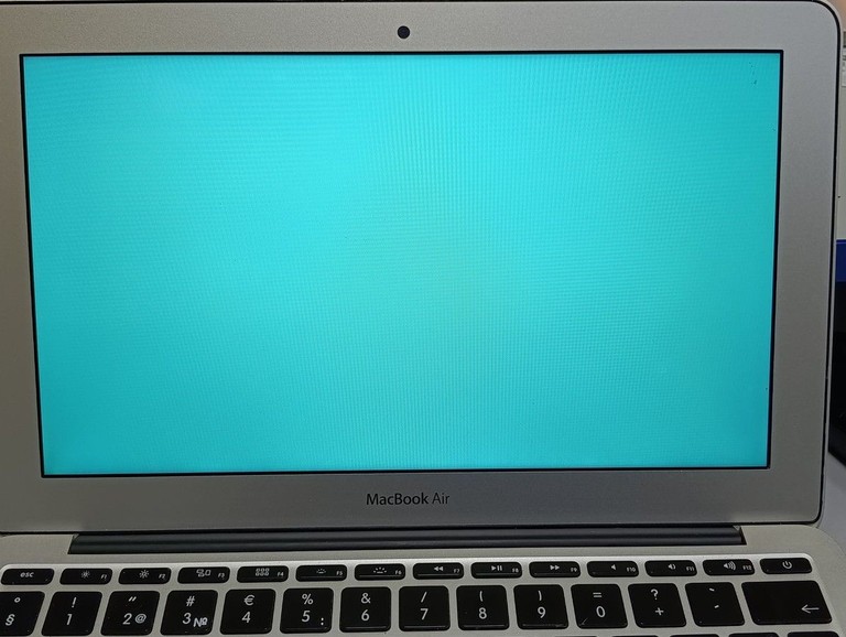 Розпродаж Apple macbook air 2013 a1465 11.6" core-i5 1,3ghz/ram4gb/ssd128gb/intel hd graphics 5000, продавець Техноскарб