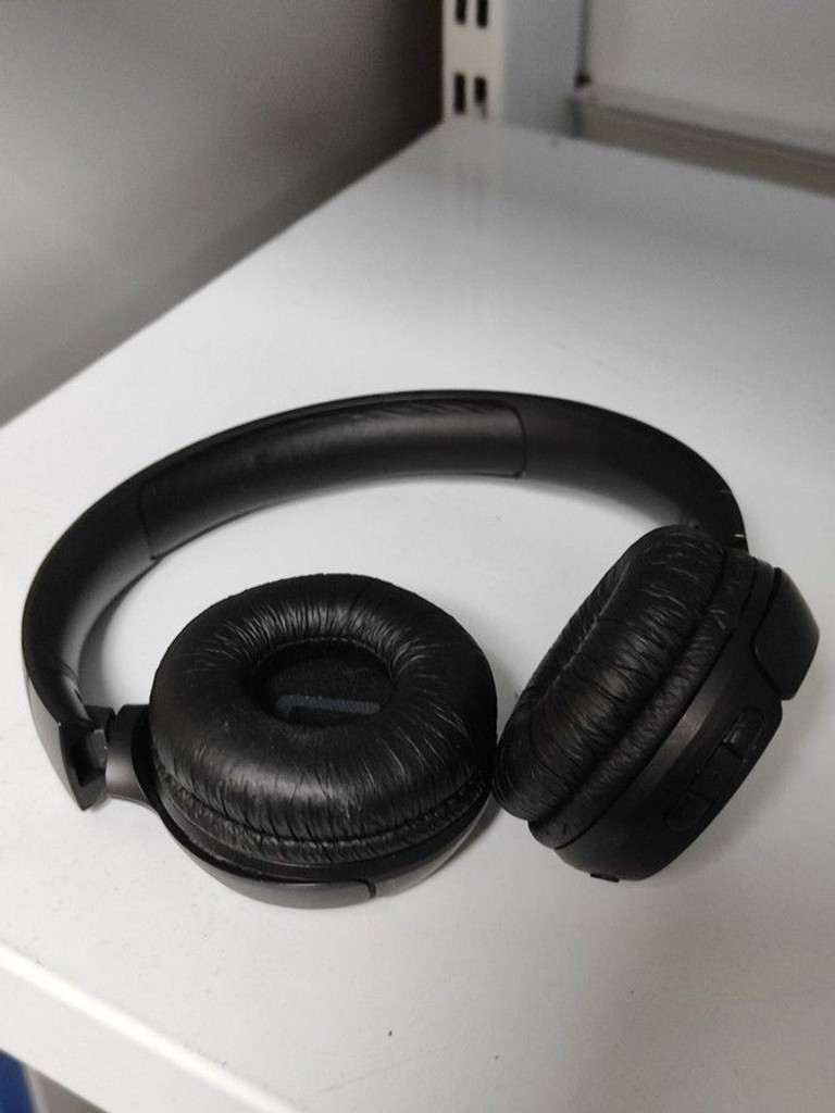Дешево Jbl tune 500bt з ломбарду