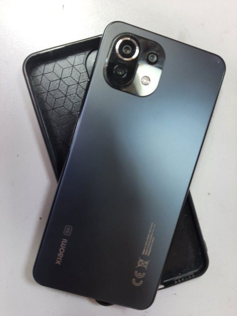 Объявление Xiaomi mi 11 lite 5g 8/128gb Б/У