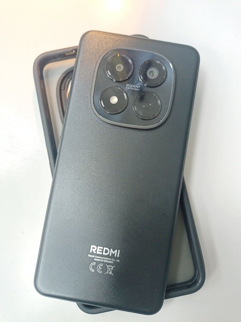 Купити Xiaomi Redmi Note 15 Pro 4G 8/256GB Glacier Blue Б/У
