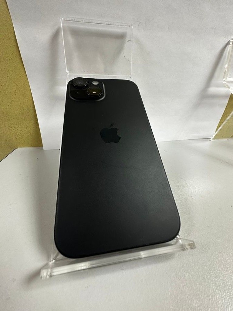 Купить Apple iPhone 15 128GB Green Б/У