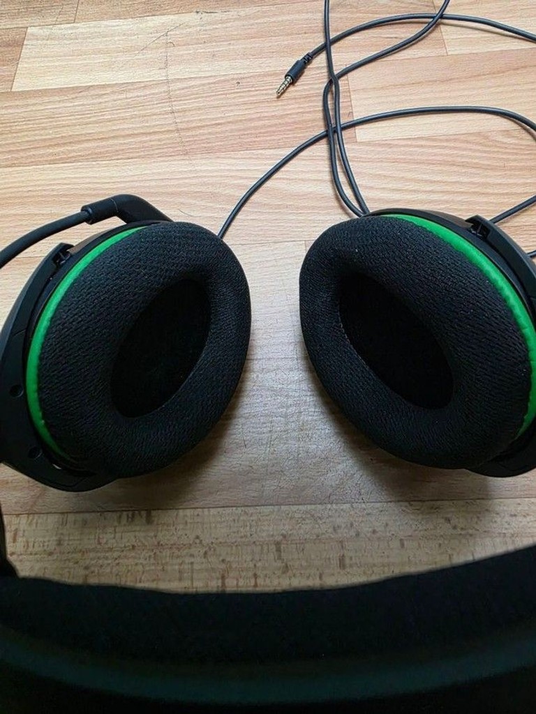 Оголошення Hyperx cloud stinger 2 core xbox Б/У
