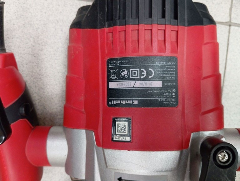 Дешево Einhell TC-RO 1155 E (4350470 з ломбарду
