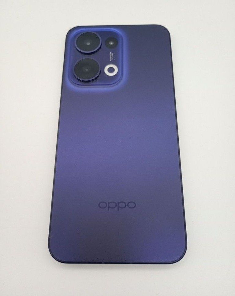 Розпродаж Oppo reno13 5g 12/256gb, продавець Техноскарб