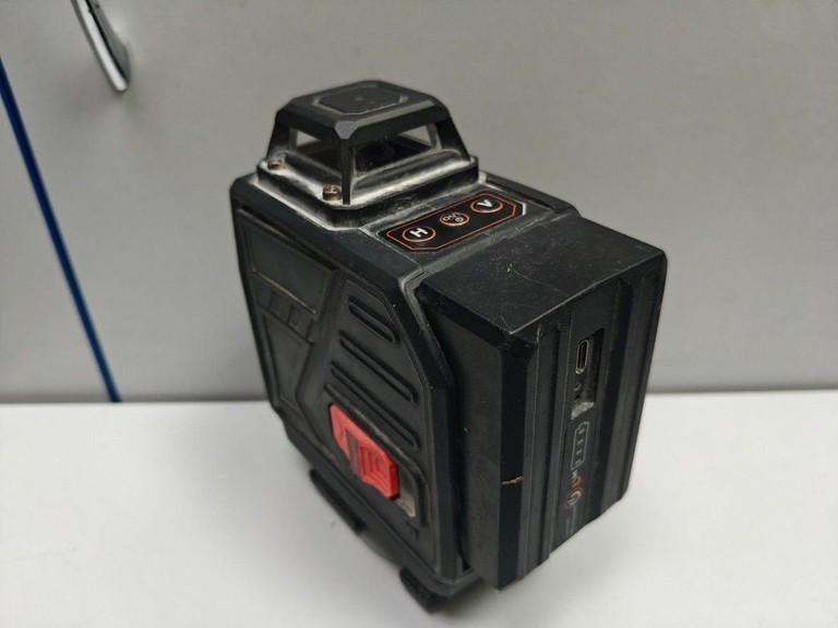 Розпродаж Dnipro-M ml-816g, продавець Техноскарб