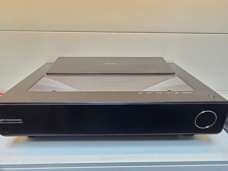 Купити Hisense PX2-PRO Б/У
