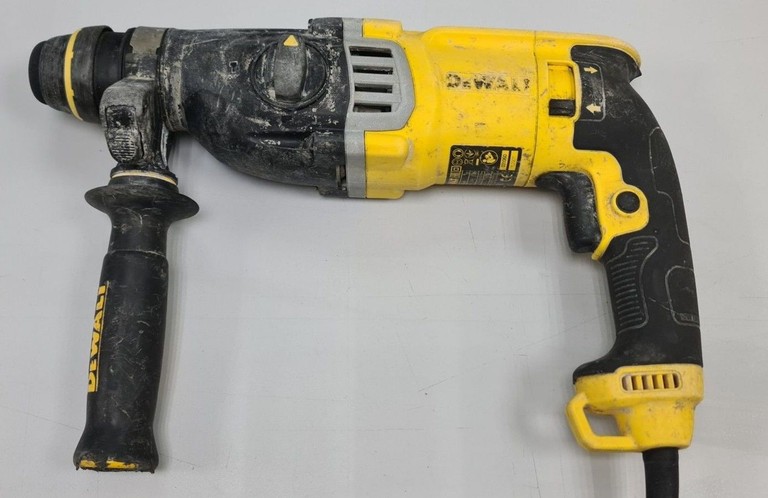Купити Dewalt d25143 -ks Б/У