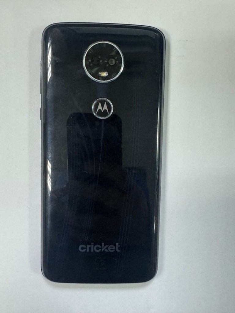 Дешиво Motorola e5 plus 3/32 gb с ломбарда