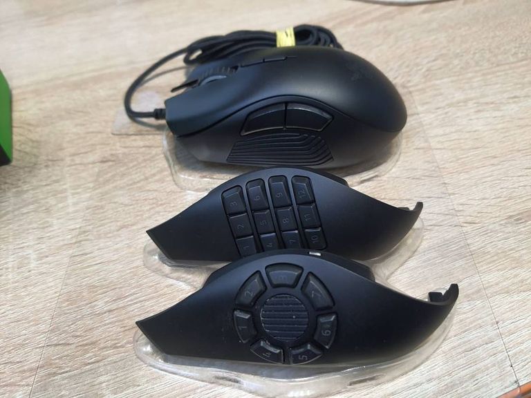 Razer naga trinity rz01-02410100-r3m1