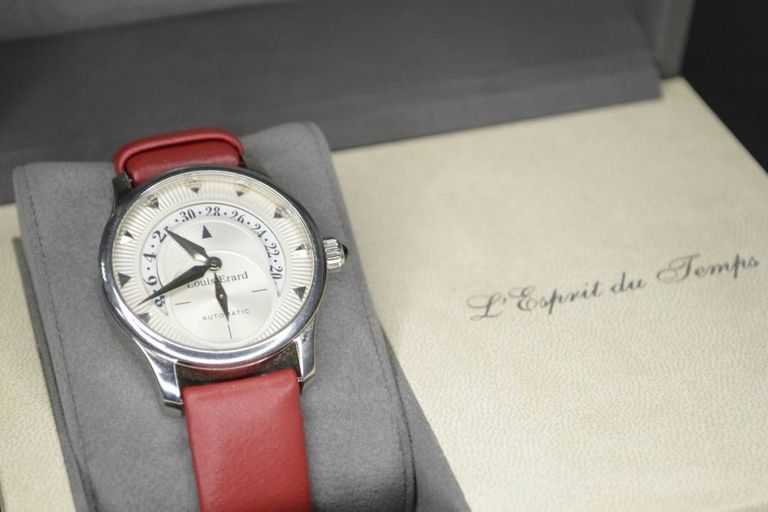 Louis Erard 92600