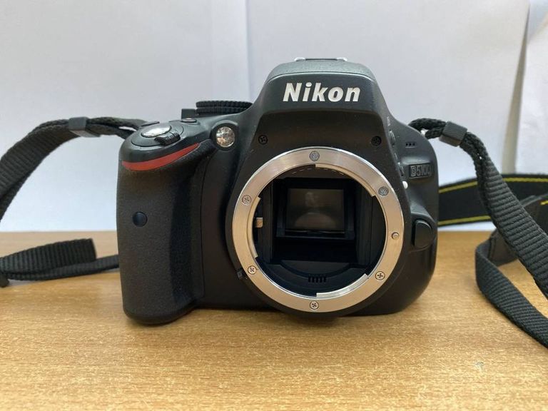 Купити Nikon d5100 без объектива Б/У