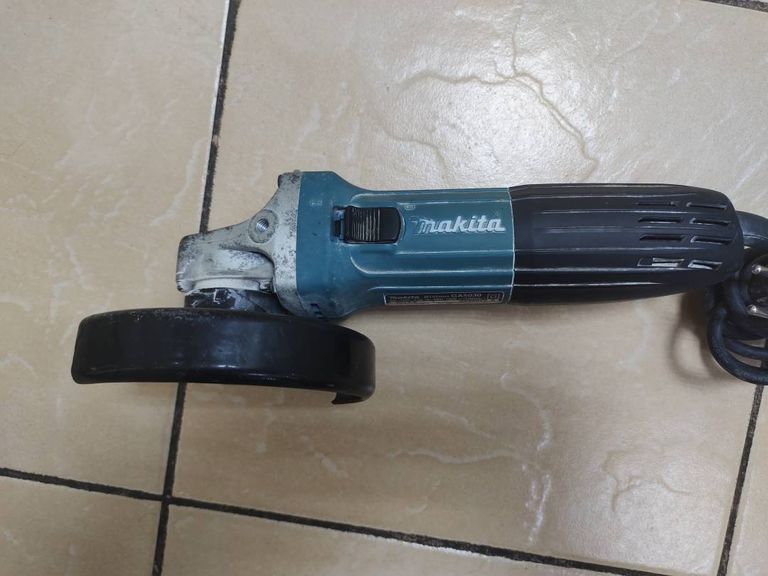 Makita GA5030