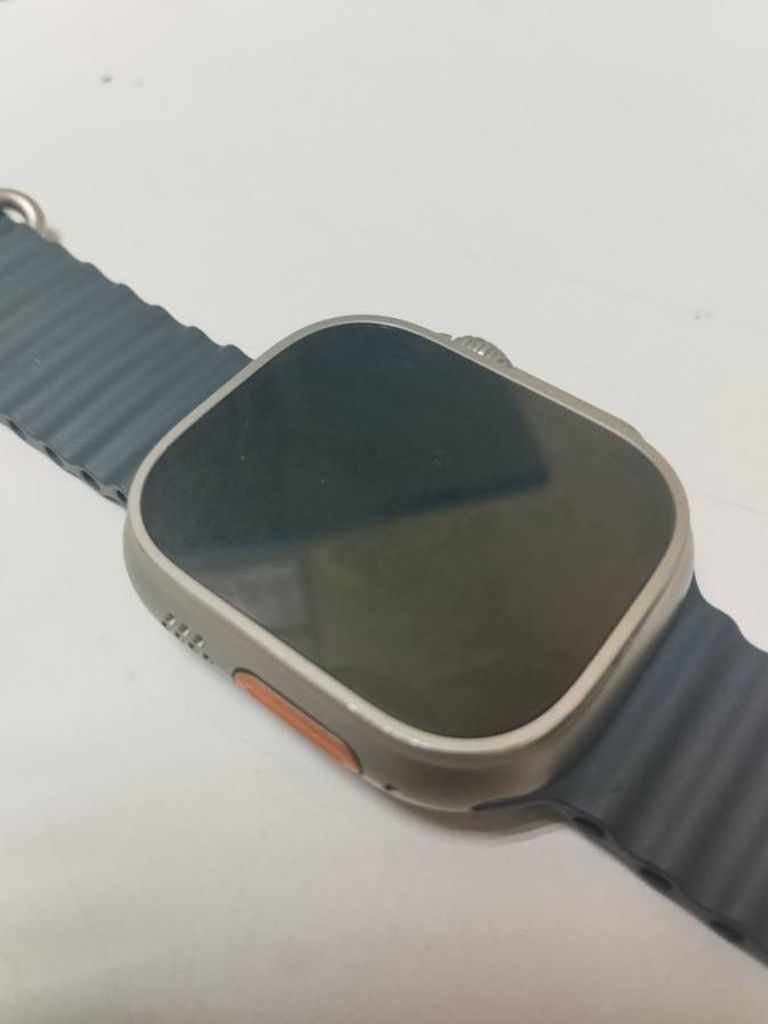 Apple watch ultra gps + cellular 49mm titanium case