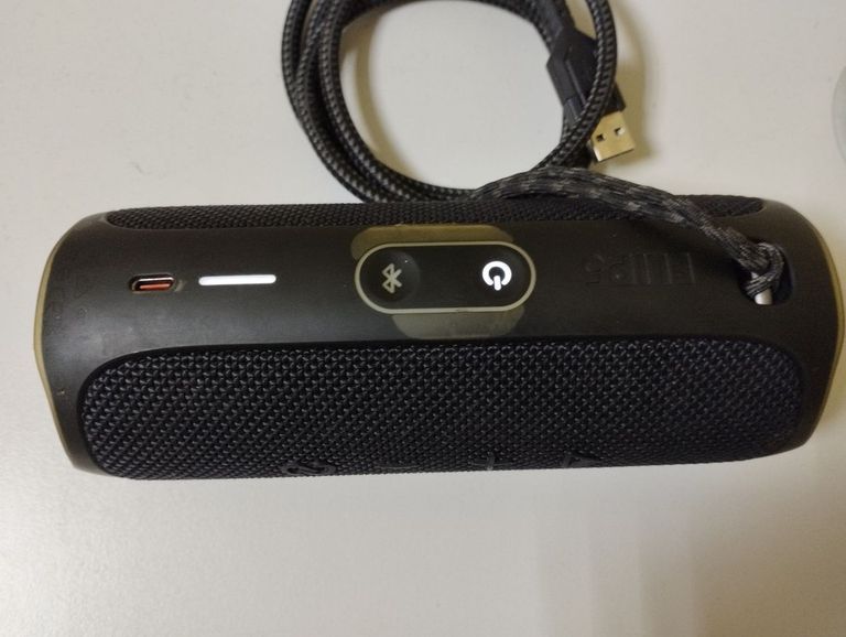 Объявление Jbl flip 5 Б/У