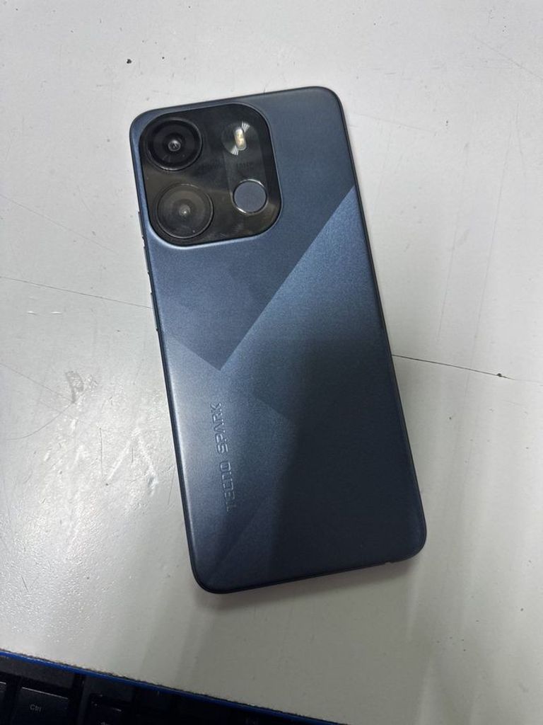 Оголошення Tecno spark go 2023 bf7 4/64gb Б/У