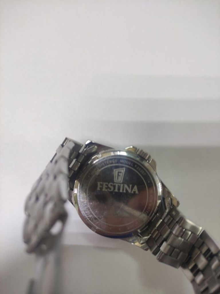 Дешиво Festina f20357 с ломбарда