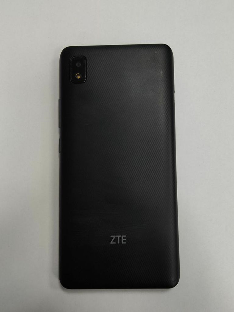 Дешиво Zte Blade L210 1/32GB Blue с ломбарда