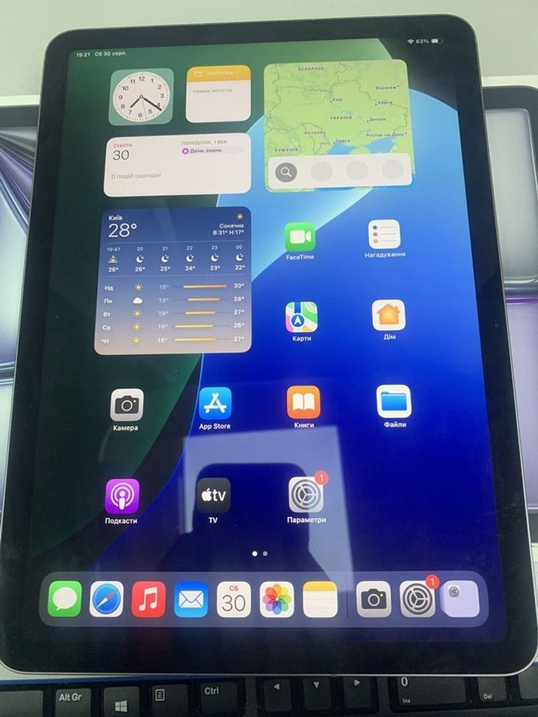 Дешиво Apple iPad Air 11 2024 Wi-Fi + Cellular 256GB Space Gray (MUXH3) с ломбарда