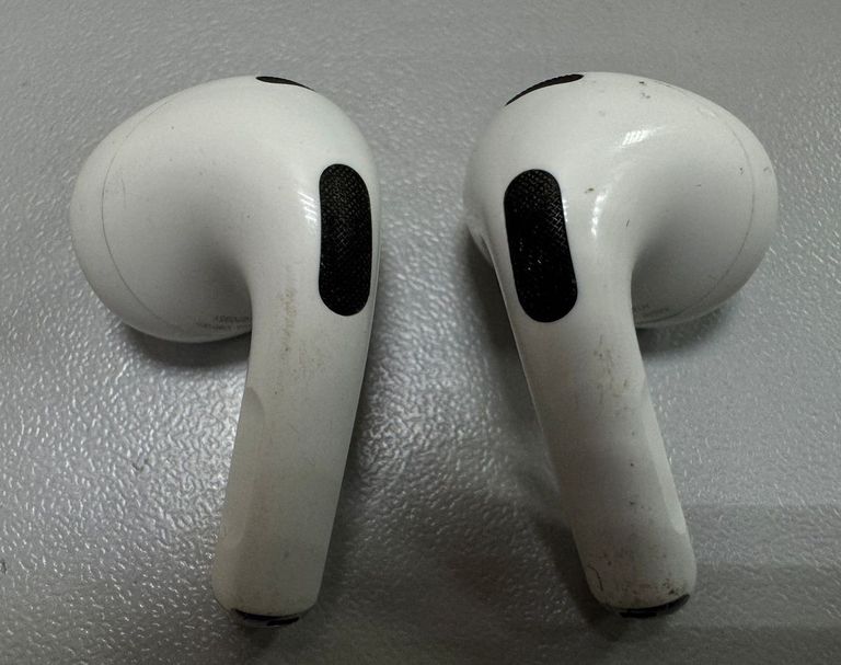 Дешево Apple airpods 3rd generation з ломбарду