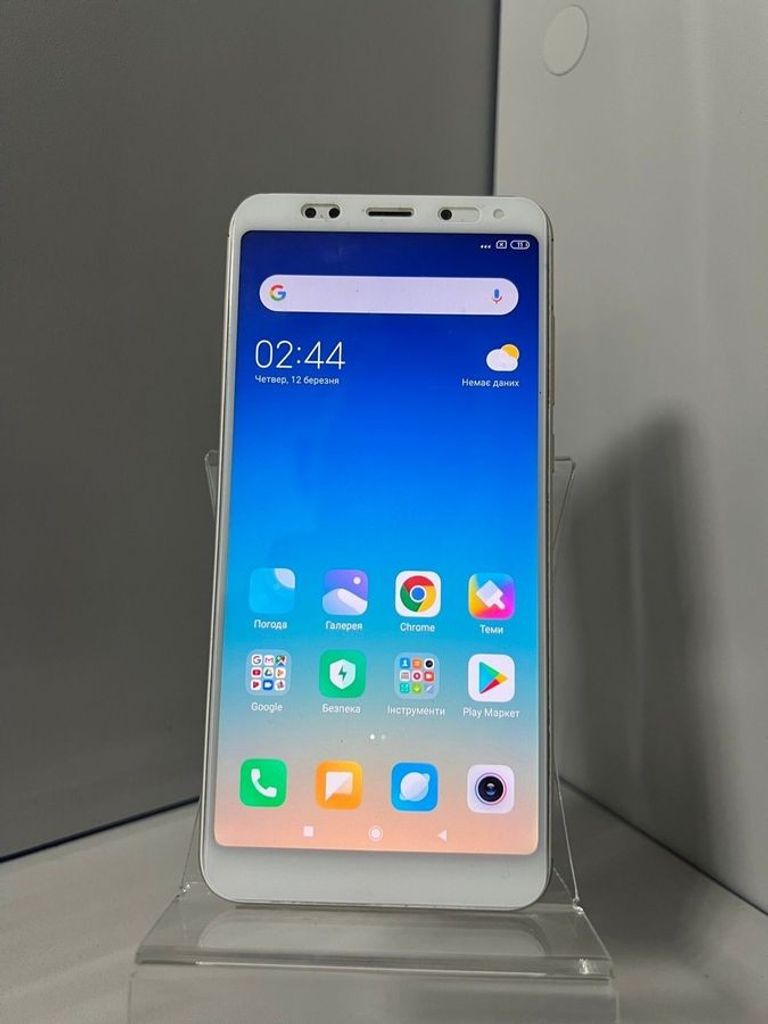 Купить Xiaomi redmi 5 plus 3/32gb Б/У