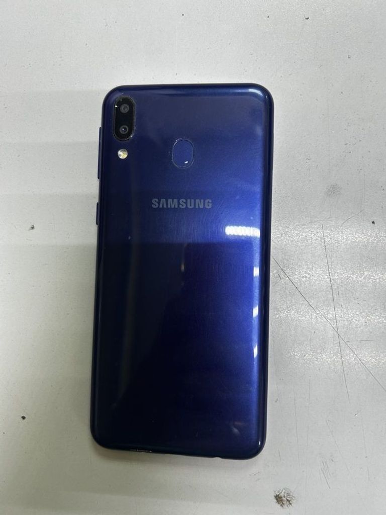 Купити Samsung m205f galaxy m20 4/64gb Б/У