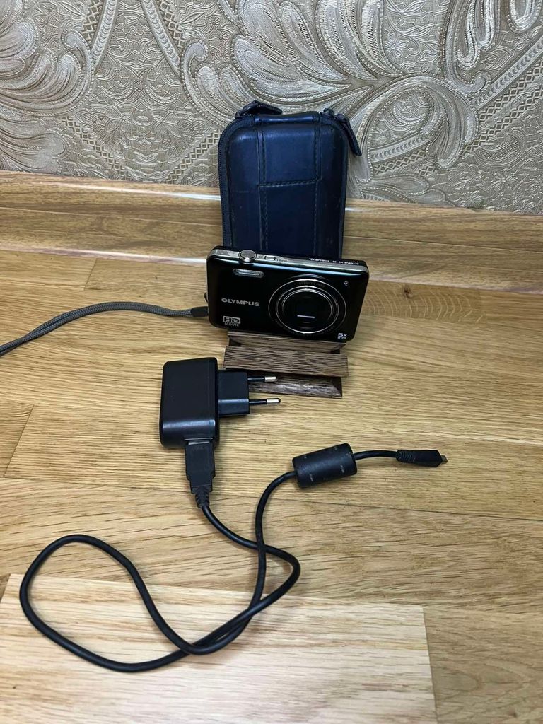 Купити Olympus vg-130 Б/У