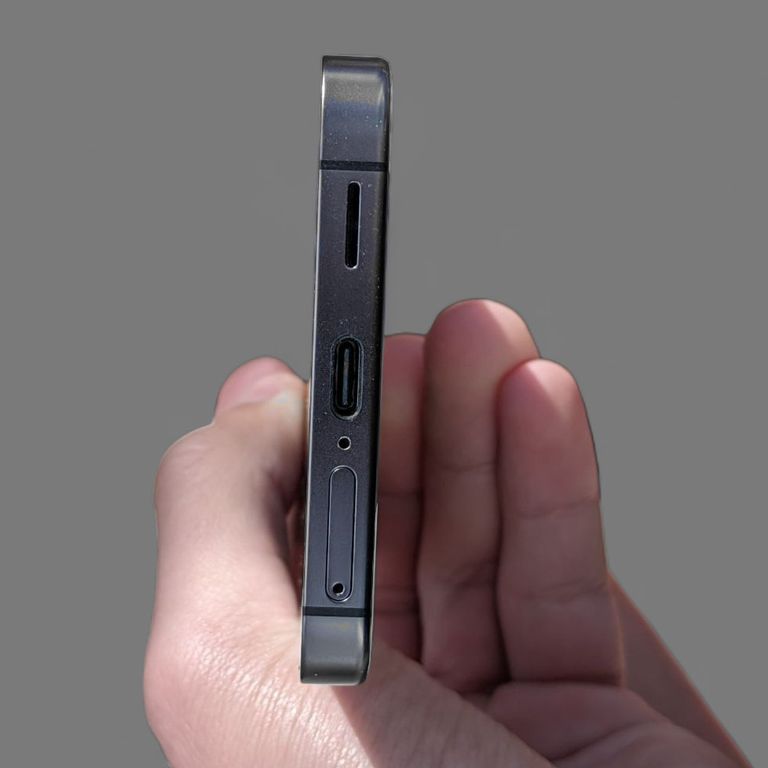 Купити Samsung Galaxy S24 8/128GB Onyx Black (SM-S921BZKD) Б/У