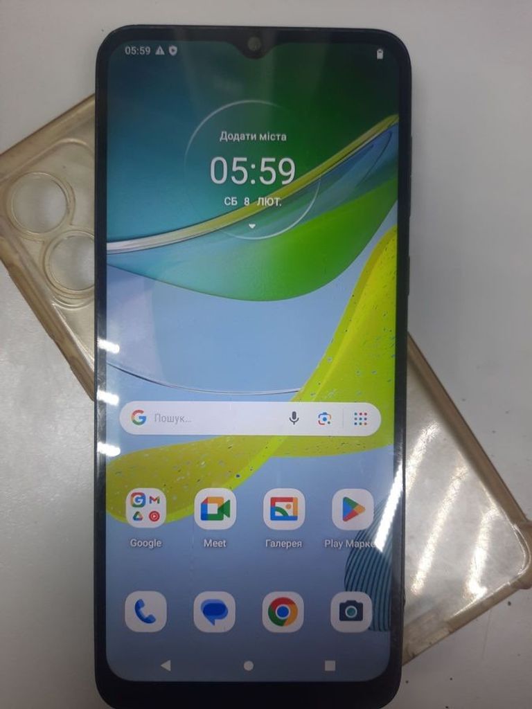 Купити Motorola moto e13 2/64gb Б/У
