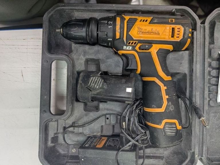 Дешево Machtz MCD-12Q-Li з ломбарду