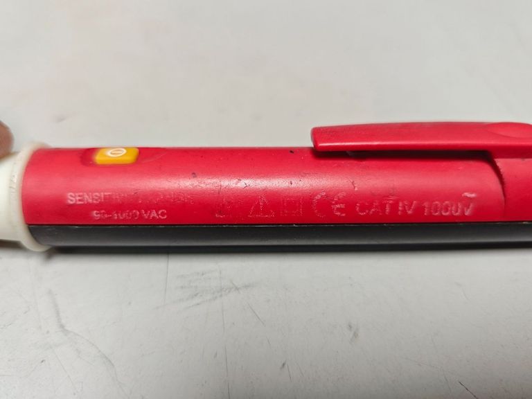 Оголошення Uni-T ut12a Б/У