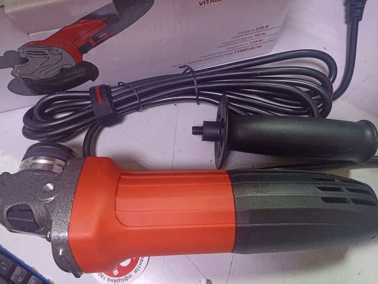 Купити Vitals ls1272hl Б/У