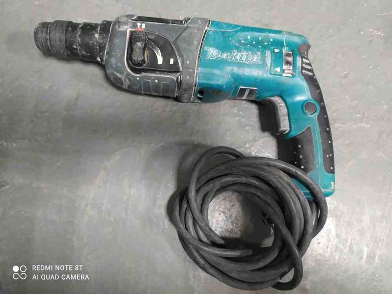 Makita HR2230