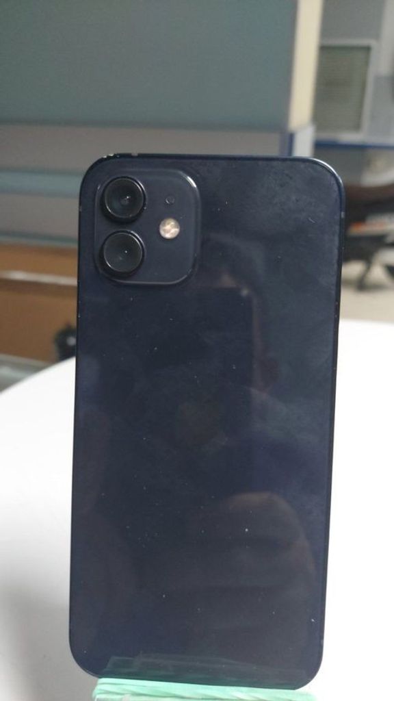 Дешево Apple iPhone 12 128GB Blue (MGJE3/MGHF3) з ломбарду