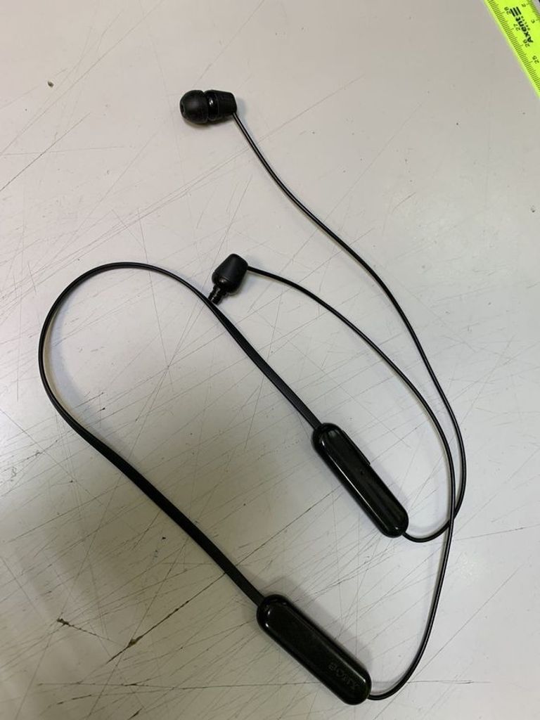 Дешиво Sony wi-c100 с ломбарда