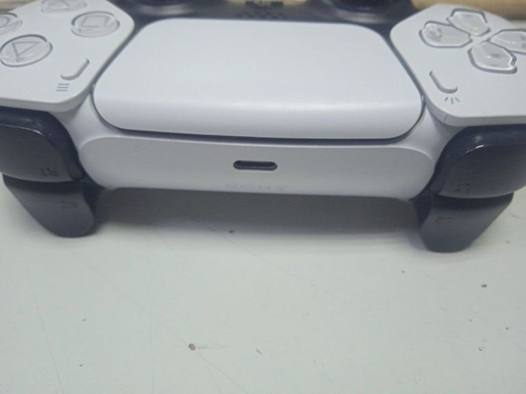 Дешево Sony DualSense Black з ломбарду