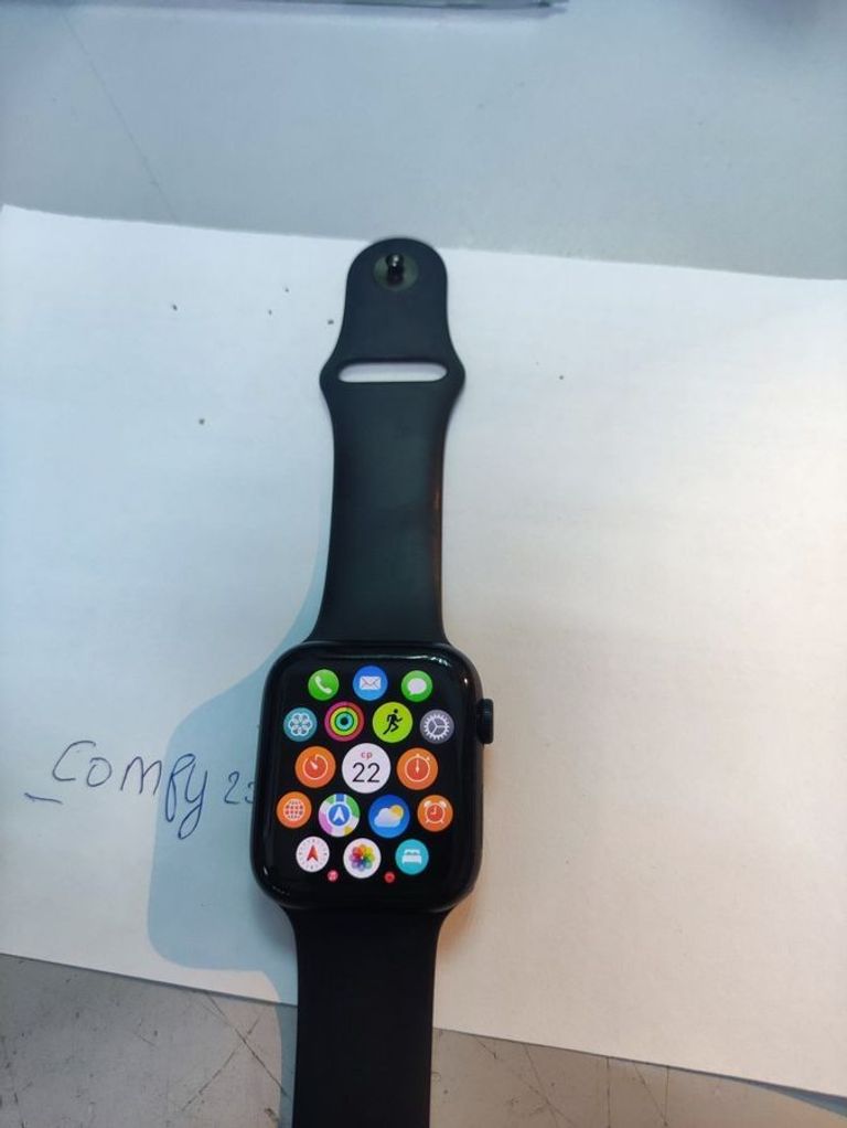 Купити Apple watch se 2 gps 44mm aluminium case Б/У