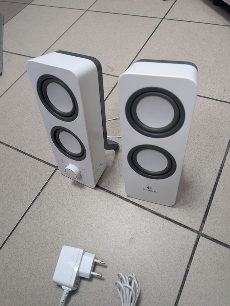 Оголошення Logitech z200 Б/У