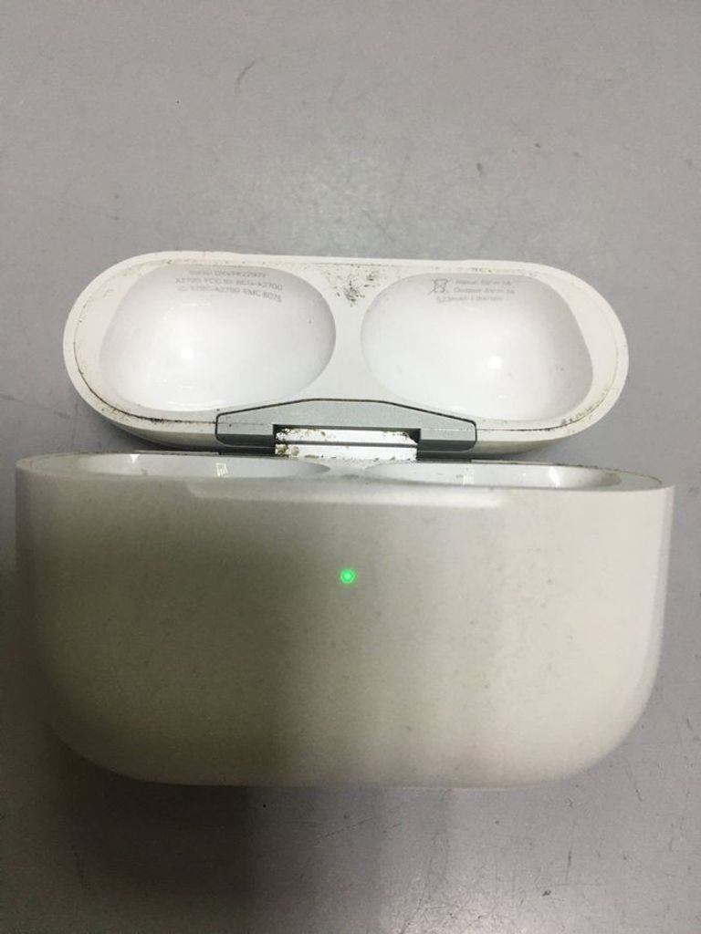 Оголошення Apple airpods pro 2nd generation magsafe Б/У