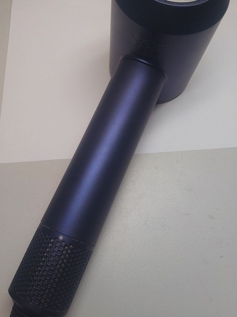 Оголошення Dyson hd07 supersonic special gift edition prussian/rich copper Б/У