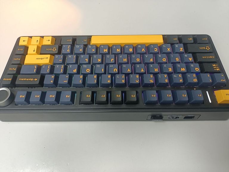 Объявление Aula f75 Б/У