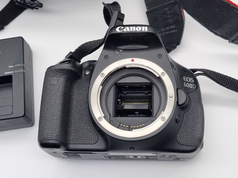Оголошення Canon EOS 600D body Б/У