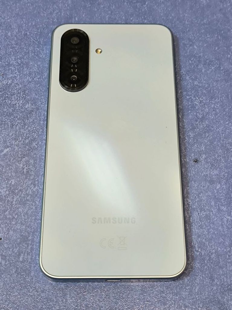 Оголошення Samsung galaxy a17 4g 4/128gb Б/У