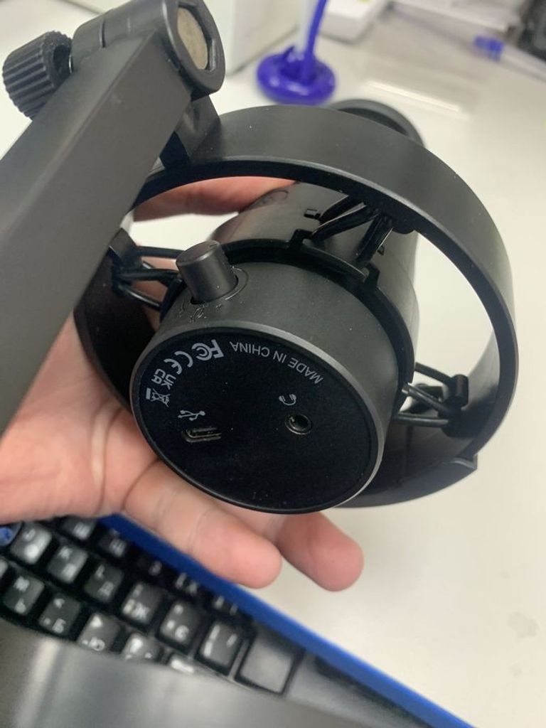 Дешево Fifine ampligame a8 з ломбарду