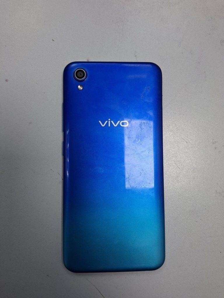 Дешево Vivo y91c / 1820 2/32gb з ломбарду