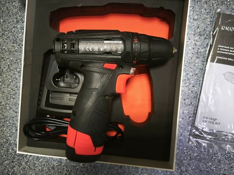 Дешево Dnipro-M cd-12cx compact 1акб зп з ломбарду