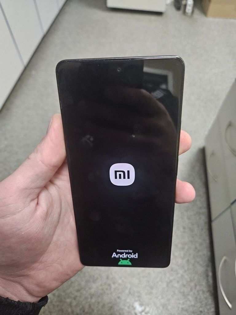 Купити Xiaomi redmi note 14s 8/256gb Б/У